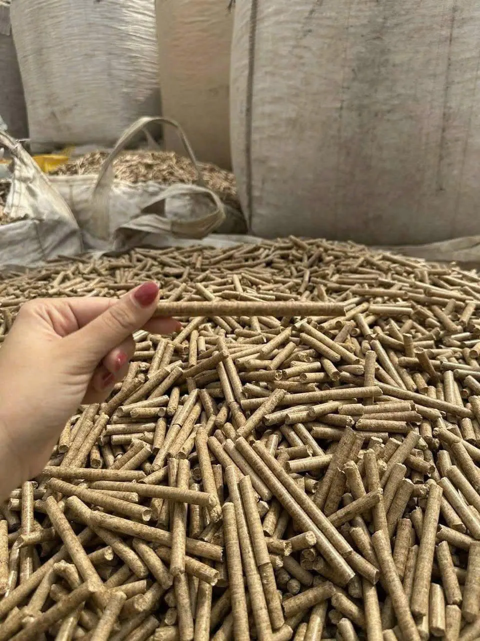 Rice Husk Pellets thumbnail 2
