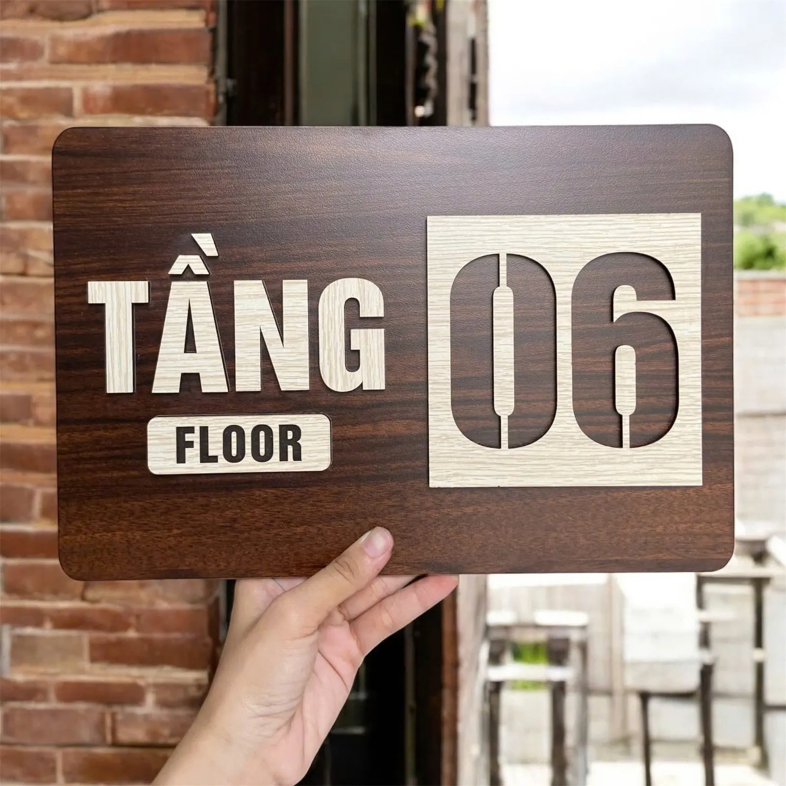 Wood Decor thumbnail 2